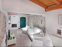 Castello I Holiday Home