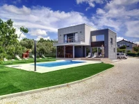 Three-Bedroom Holiday home in Zuka Vodnjan