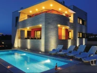 Zaton 42 Holiday Home