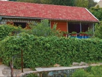 Zaton Za Crkvom Holiday Home