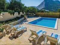 Zrnovnica 20 Holiday Home