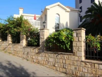 Veronica V Guest House