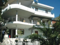 Kruce 33 Holiday Home