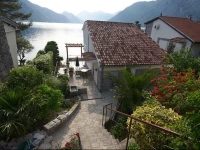 Sealine Kotor House