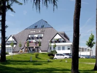 LГЎzeЕ€skГЅ hotel Pyramida I