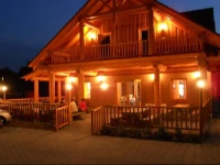 Restaurace a Penzion U FГЎbЕЇ 2*