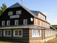 Pension BГ­lГЎ LabuЕҐ