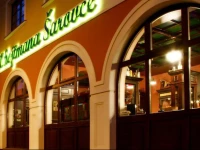 U Hejtmana Е arovce Hotel