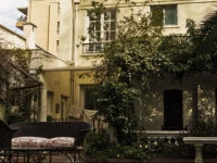 Boutique LAmbassade Hotel