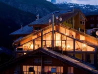 Three-Bedroom Apartment Heinz Julen Penthouse