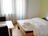 Residence Serviced House