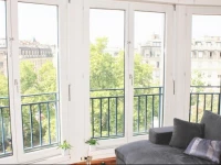 Domino Central Studio with Parking