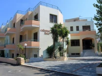 Calypso Apartments 2*