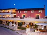 Dantes Maisonettes 3*