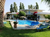 Cormoranos Apartments