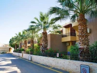 Latania Apartments 3*