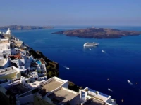 Adamis Majesty Suites 4*