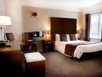 The Gateway Hotel 3*