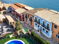 Apartamentos Pueblo Acantilado Suites 4*