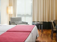 NH Amistad de Murcia 4*