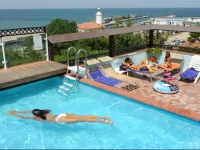 New Bristol Sport & Domus Mea Hotel 3*