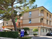 Hotel Frate Sole 3*