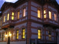 Chola Guest House 2*