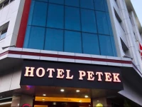 Petek Hotel 3*