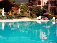 Club Pink Palace Hotel 3*