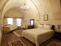 Upper Greek House 2*