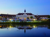 Marriotts Village dIle-de-France 4*