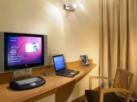 Mercure Paris La Defense 5