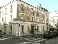 Le Home Saint Louis 2*