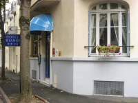 Trianon 2*