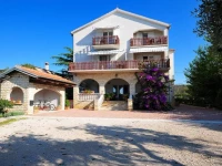 Pansion Matanovi Dvori 3*