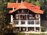 Les Airelles Bed and Breakfast