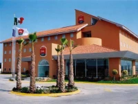 Ibis Monterrey Aeropuerto 3*