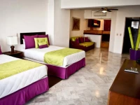 Vamar Vallarta Marina & Beach Resort  4*