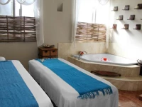 El Encanto Inn & Suites 4*