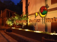 Passaros Suite Hotel 3*