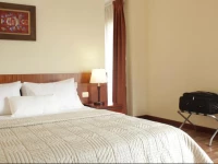 City Plaza Hotel 4*