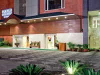Country Inn & Suites by Carlson Ahmedabad 4*