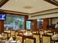 1589 The Royal CM 3*