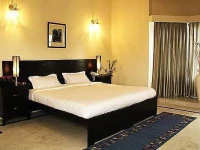 Woodbridge-1 Crossroads 3*