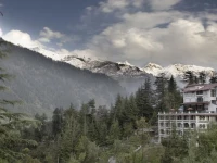 Snowcrests Manor, Manali 3*