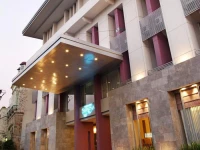 Grand Serela Bandung 3*