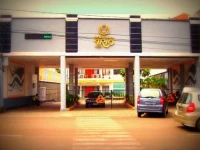 Trio Hotel Bandung 3*