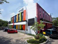 Amaris Hotel Cimanuk Bandung 2*