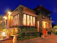 Puri Nusa Indah Sanur Beach Hotel 3*