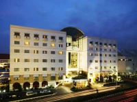 Surabaya Suite Hotel 4*